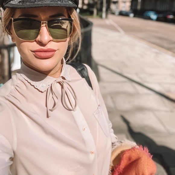 Meet your Posher, Katie - Picture 3 of 8